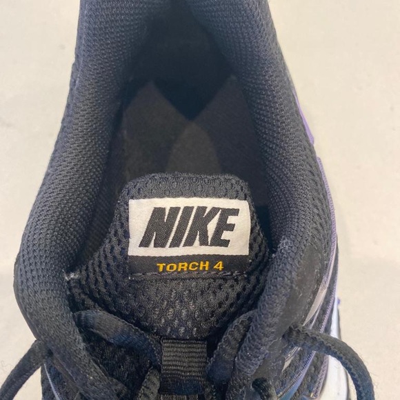 Nike Air Torch 4 - Picture 4 of 8